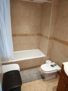 A bathroom at Mi Apartamento en el Delta del Ebro+