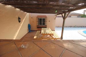 Zdjęcie z galerii obiektu LOS ALMENDROS w mieście Chiclana de la Frontera