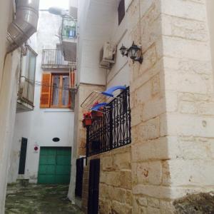 Το κτήριο όπου στεγάζεται  το διαμέρισμα