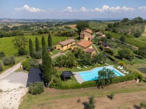 Bazén v ubytování Agriturismo Metina nebo v jeho okolí