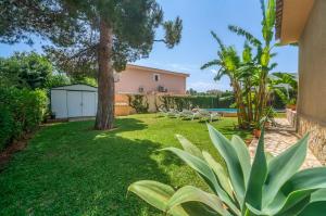 Bazén v ubytovaní Ideal Property Mallorca - Rosas 28 alebo v jeho blízkosti