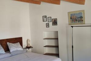 Ένα ή περισσότερα κρεβάτια σε δωμάτιο στο Dúplex Sant Martí