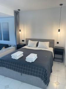 Postel nebo postele na pokoji v ubytování J&M Apartment Miraflores La Cala + 22 fotografií