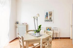 Fotografie z fotogalerie ubytování CASA TILDE Barbaresco v destinaci Barbaresco