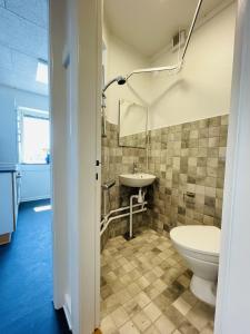 aday - Northern light apartment tesisinde bir banyo