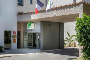 Фасад или вход в Holiday Inn Perpignan by IHG