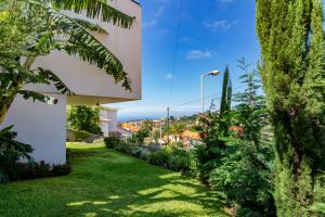 a view from the garden of a house at Villa Mármore in Funchal