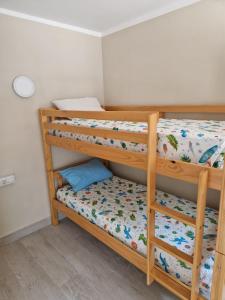 Bunk bed o mga bunk bed sa kuwarto sa Casa Giulia