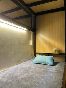 cafe tokyo in bed 객실 침대