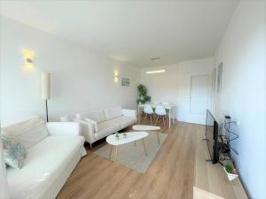Fotografie z fotogalerie ubytování Apartamento Con Piscina y Gran Terraza con Vistas - Muy cerca de la playa, el centro y la estación v destinaci Vilassar de Mar