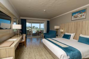 Postel nebo postele na pokoji v ubytování Seven Seas Jolie Bay - Ultra All Inclusive + 37 fotografií