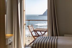 スカーバラにあるThe Sandsの海の景色を望む客室1室を提供しています。