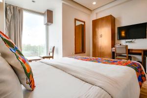Gallery image of FabHotel Kyra - Near Airport Road in Ahmedabad