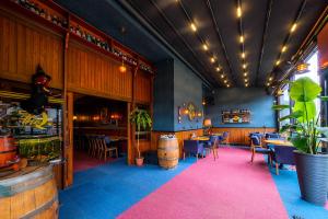 Restaurace v ubytování Nova Vista Deluxe & Suites a Member of Radisson Individuals