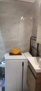 Кухня или кухненски бокс в Comfortable studio