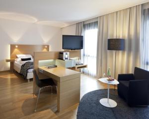 Telewizja i/lub zestaw kina domowego w obiekcie Hotel Ploberger