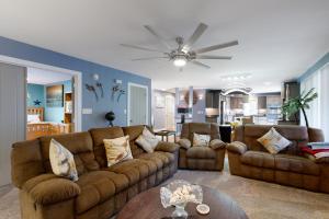 Χώρος καθιστικού στο Country Village - 17 South Horseshoe Drive