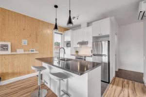 Köök või kööginurk majutusasutuses Initial / Artsy / Centre ville de Quebec