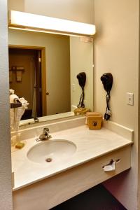 Bilik mandi di Arch Canyon Inn