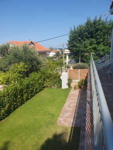 A garden outside Avlaki Getaway Villa