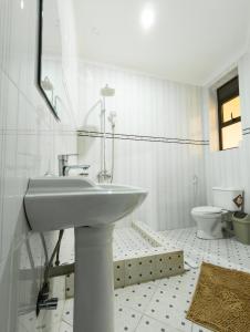 Ένα μπάνιο στο Excelsis Garden Hotels - Kampala