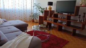 Istumisnurk majutusasutuses Leona apartment-perfect for four