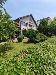 Zahrada ubytování Pansion Kamin + 29 fotografií