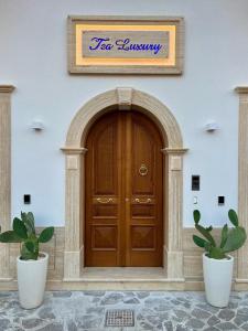 A fachada ou entrada em TEA Luxury - Praia a Mare