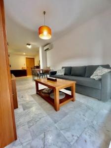 Posedenie v ubytovaní Apartamento Playa Arrabassada