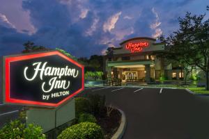 a sign in front of a hampton inn at Hampton Inn Bonita Springs Naples North in Bonita Springs