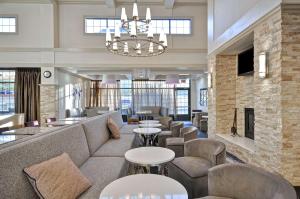 Homewood Suites by Hilton Boston - Peabody的休息区