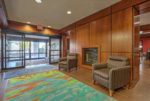 Posezení v ubytování Hampton Inn Batavia