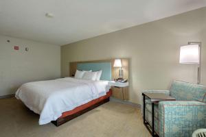 Postel nebo postele na pokoji v ubytování Hampton Inn Batavia