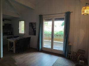 Fotografie z fotogalerie ubytování TY MOUTCHIC : Agréable appartement avec piscine v destinaci Lacanau