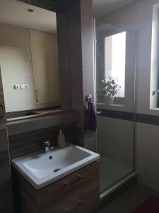 Vannituba majutusasutuses Apartament Broniewskiego