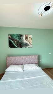 Seaview Apartment in Vlore - Image 9