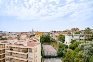 Výhľad na mesto Cannes alebo výhľad na mesto priamo z apartmánu