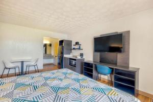 Studio 6 Mount Jackson VA Shenandoah客房内的一张或多张床位