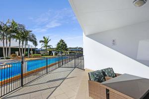 Gallery image of Boathouse 107 Pool side apartment in Tea Gardens