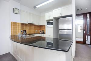 Gallery image of Boathouse 107 Pool side apartment in Tea Gardens