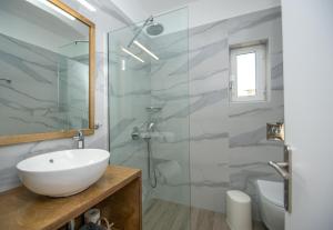 A bathroom at Villa Zoi