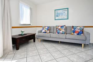 Area soggiorno di Mooloolaba 1 BR Getaway - Perfect location ZD5