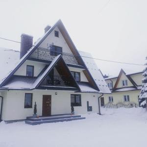 Apartamenty Cichy Kącik v zime
