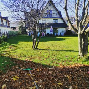 Vonkajšia záhrada v ubytovaní Apartamenty Cichy Kącik