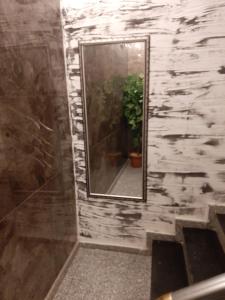 Ett badrum på Hotel kafkasya