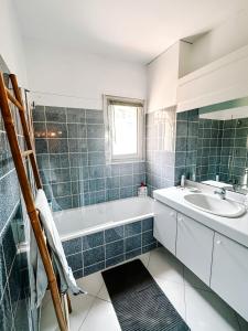 Ванна кімната в Casa Lacambra - Leucate Plage