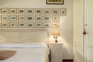 A bed or beds in a room at La Cucchetta