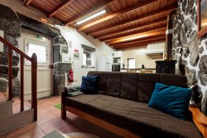 Χώρος καθιστικού στο Casas de Campo HousesInPico +64 φωτογραφίες