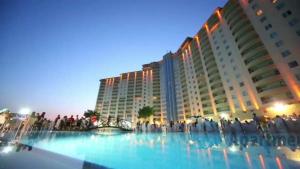 Gold city Alanya - 5 star two bedroom hotel apartment with full Sea view 내부 또는 인근 수영장