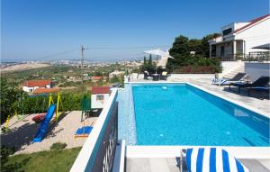 Bassein majutusasutuses 4 Bedroom Awesome Home In Kucine või selle lähedal +55 fotot